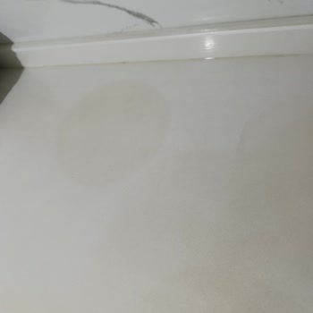 ÇimStone Tezgahımda Kalıcı Sarı Lekeler Ve Çözüm Bulamama Mağduriyeti