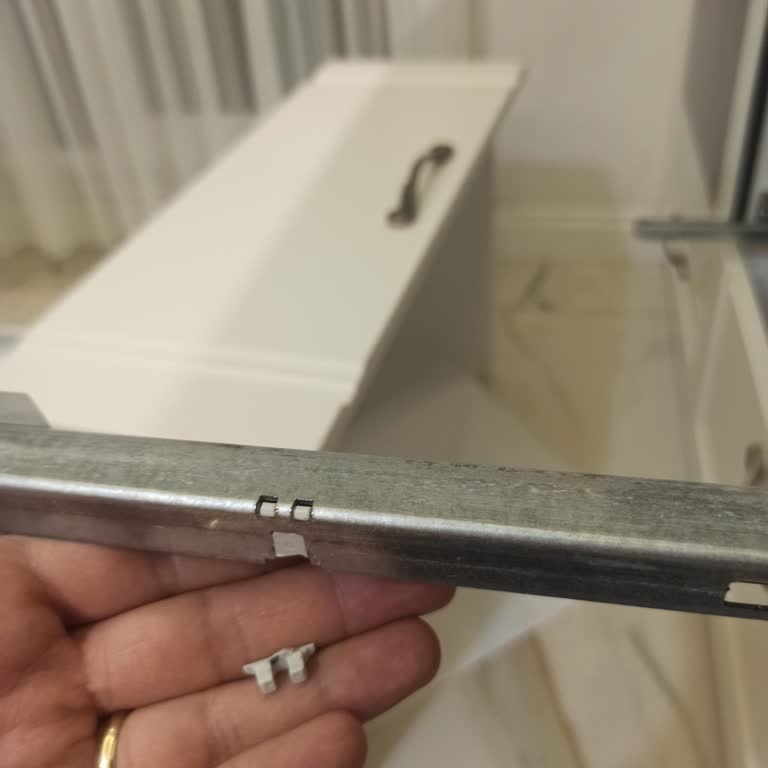 Samet Marka Çekmece Rayı İçin Yedek Parça Bulamıyorum