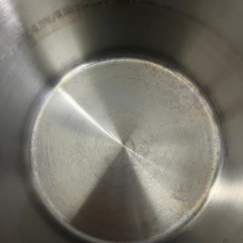 Yeni Alınan Fissler Düdüklü Tencerede İlk Kullanımlarda Hasar Ve Leke Oluşumu