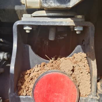 Sıfır Aldığım 2024 Model Traktörde Sürekli Arıza Ve İlgisiz Servis: Hayati Tehlikeye Yol Açan Montaj Hataları!