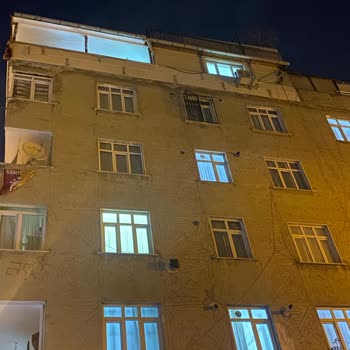 Terasımıza Yapılan Kaçak Yapılar Nedeniyle Can Güvenliğimiz Tehlikede