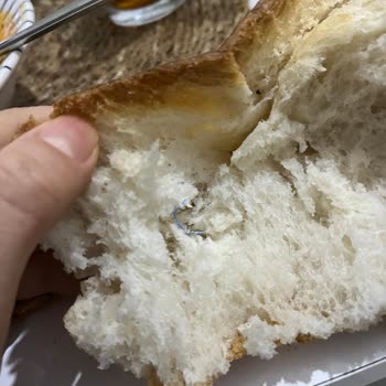Satın Aldığım Ekmekten Yabancı Madde Çıkması Ve Hijyen Sorunu