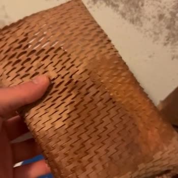 Yağlı Ve Kirli Kargo Teslimatı Sonrası İletişim Sorunu