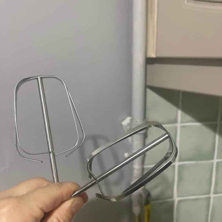 Philips Mikserimin Çırpıcı Ucu Kırıldı Yedek Parça Bulmak Neredeyse İmkansız