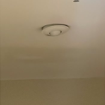 Aktif Yaşam Site Yönetimi'nin İhmalinden Kaynaklanan Su Sızıntısı ve Ortak Alan Hasarları