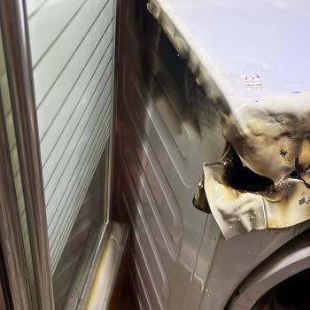 Çamaşır Makinesi Arızası Nedeniyle Banyoda Yangın Ve Mağduriyet