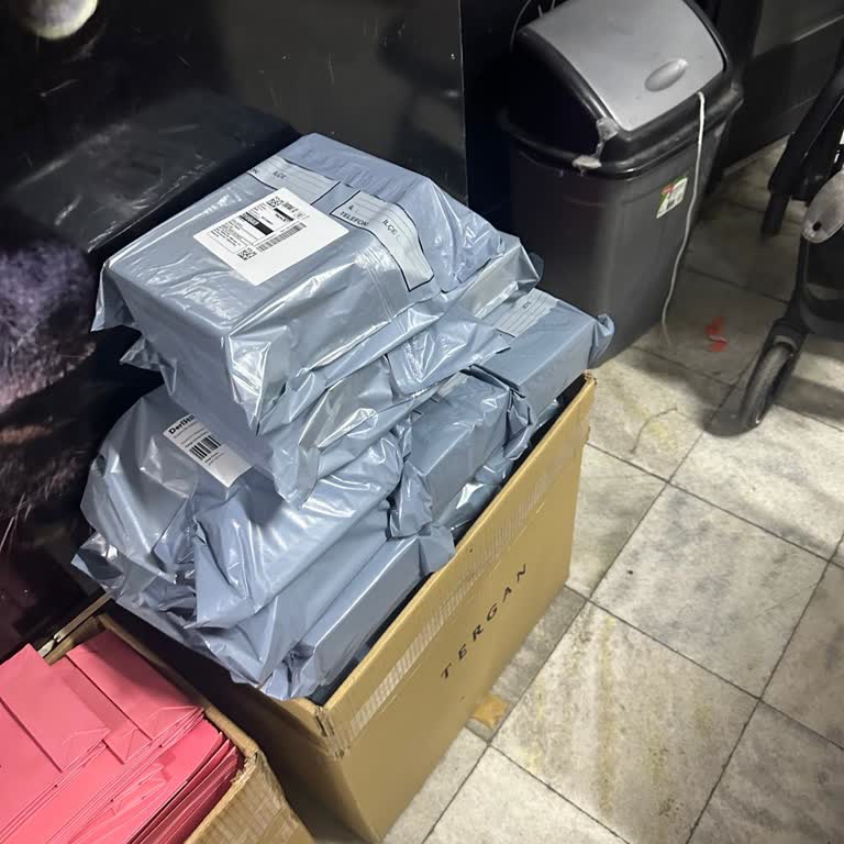 Hepsijet Kadıköy Kargo Alımlarında Sürekli Gecikme Ve İlgisizlik