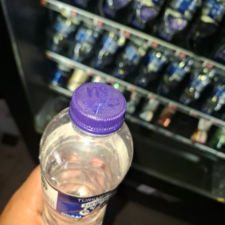 Otomattan Aldığım Suyun Kapağı Delikti, Sağlığımız Tehlikede