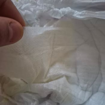 Molfix 5 Numara Bezde Yüzey Sorunu Ve Taneciklerin Cilde Yapışması