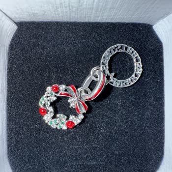 Pandora'dan Aldığım Charm Hem Kırıldı Hem De Kötü Muamele Gördüm