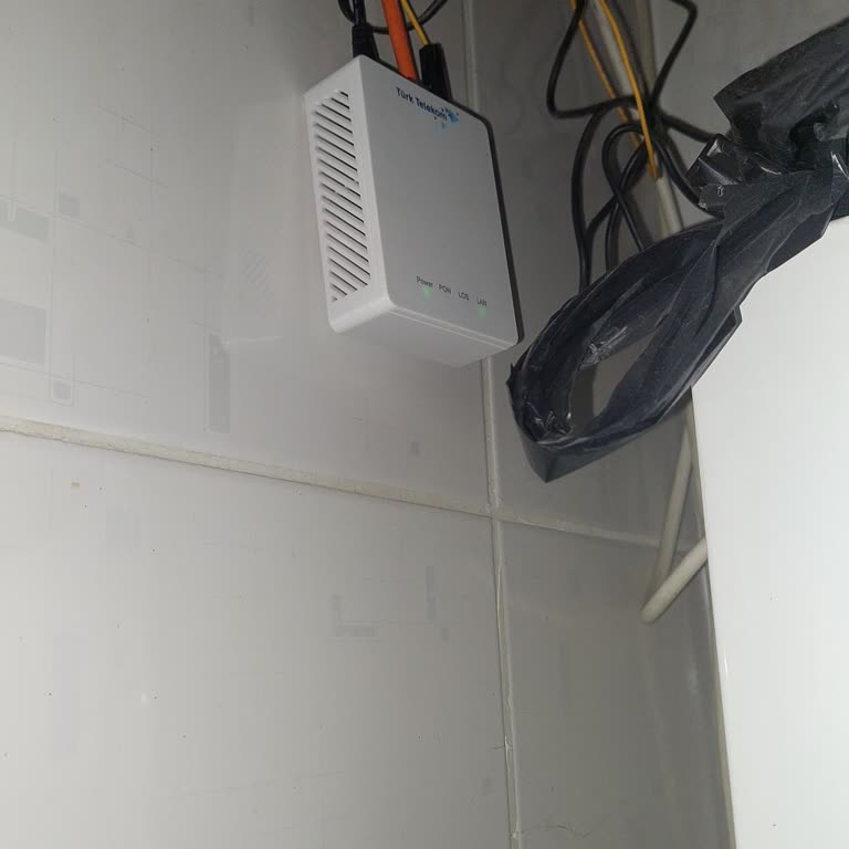 Bir Haftadır Süren İnternet Kesintisi Nedeniyle Mağduriyet Ve Bilgilendirme Eksikliği