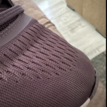 Kısa Sürede Yıpranan Skechers Ayakkabılar İçin Adil İnceleme Ve İade Talebi