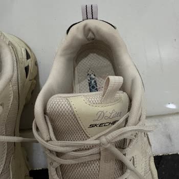 Kısa Sürede Yıpranan Skechers Ayakkabılar İçin Adil İnceleme Ve İade Talebi