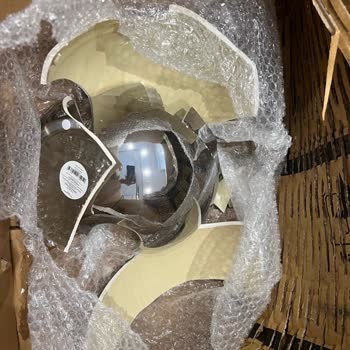 Kırık Vazo Teslimatı Ve İletişimsizlik Mağduriyeti