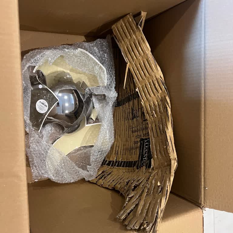 Kırık Vazo Teslimatı Ve Yetersiz Müşteri Desteği