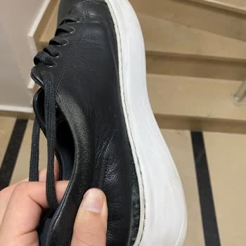 Hotiç'ten Alınan Ayakkabının Dikişlerinin Atması Ve Değişim Talebinin Reddi