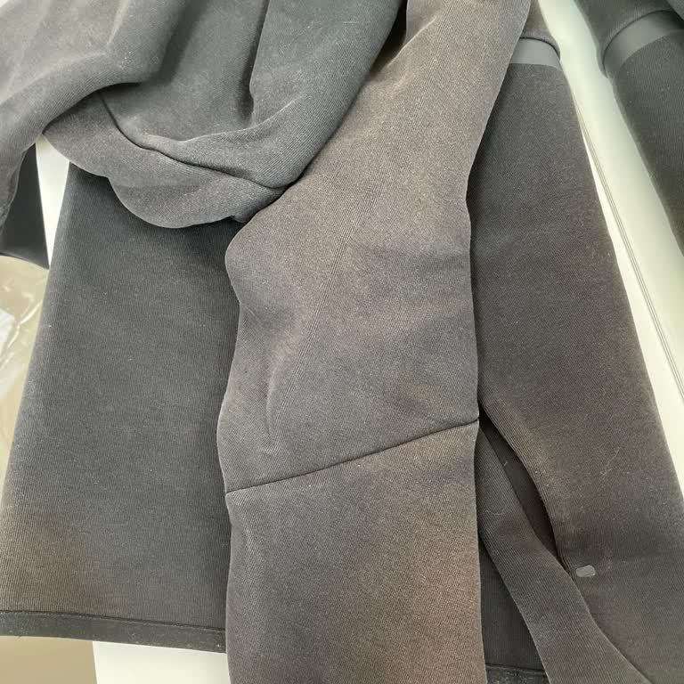 Barçın Spor'dan Aldığım Eşofman Takımı Renk Attı, Değişim Talebim Red Edildi