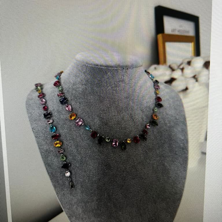 Yanlış Renkli Ürün Gönderimi Ve İletişimsizlik Nedeniyle Mağduriyet