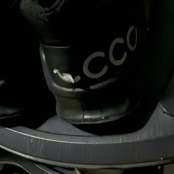 Az Kullanımla Ecco Ayakkabımın Logosunun Silinmesi Hayal Kırıklığı