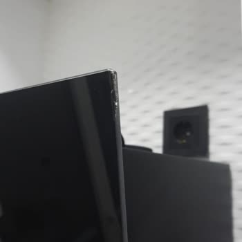 Kumtel Kırık Davlumbazın Uzun Süre Değiştirilmemesi Ve İletişim Sorunu Nedeniyle Mağduriyet!