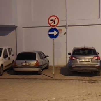 Adana Büyükşehir Belediyesi Tek Yön Trafik Uygulaması Günlük Yaşamını Zorlaştırıyor!