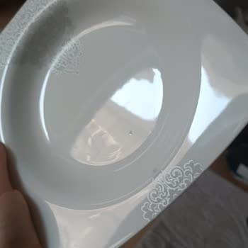 Karaca Züccaciye 48 Parçanın 20 Tanesinde Darbeli Gibi Delinmeler Vardı