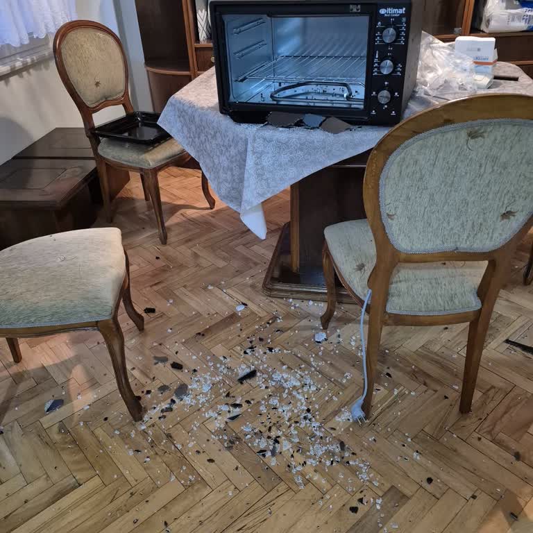 Aldığım Mini Fırının Camı İlk Kullanımda Patladı İade İçin Mağaza Ve Firma Arasında Kaldım