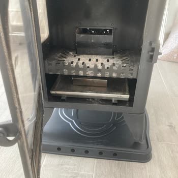 Flame Stove FS-224 Sobada Yoğun Koku, Duman Ve Destek Eksikliği Nedeniyle İade Veya Değişim Talebi