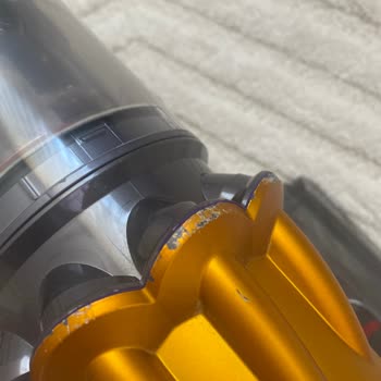 Dyson V12 Süpürgede Sürekli Arıza Ve Yetersiz Destek