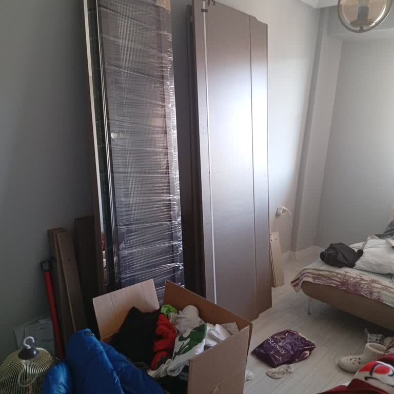Enza Home’dan Aldığım Yatak Odası Takımının Gardırobu Aylar Geçmesine Rağmen Teslim Edilmedi