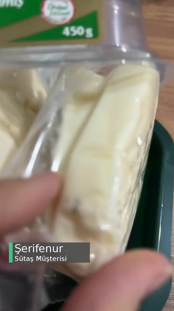 Sütaş Peynirden Çıkan Tüy videonun kapak resmi
