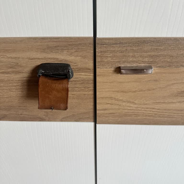 Gardırop Kulpları İçin Servis Ücreti Zorunluluğu Mağdur Ediyor