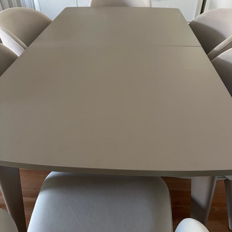 Yanlış Masa Rengi, Hatalı Sandalye Ve İlgisiz Müşteri Hizmetleriyle Mağduriyet Yaşadım