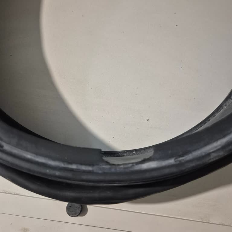 Garanti Kapsamında Olmasına Rağmen Körük Lastiği Ücretli Değişiyor