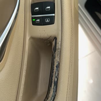 BMW 520i Kapı Kollarında Beklenmedik Malzeme Sorunu