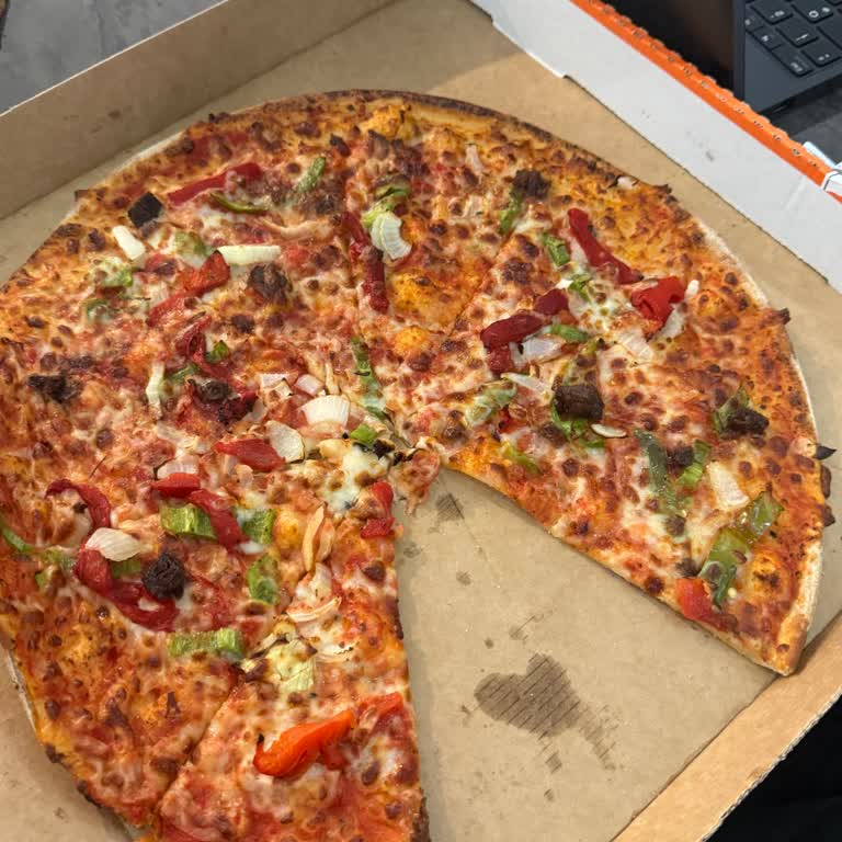 Beklentileri Karşılamayan Kavurmalı Pizza Ve Hayal Kırıklığı