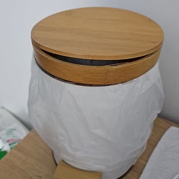 Yeni Aldığım Çöp Kutusu Kendi Kendine Çatladı: Hayal Kırıklığı Ve İade Talebim