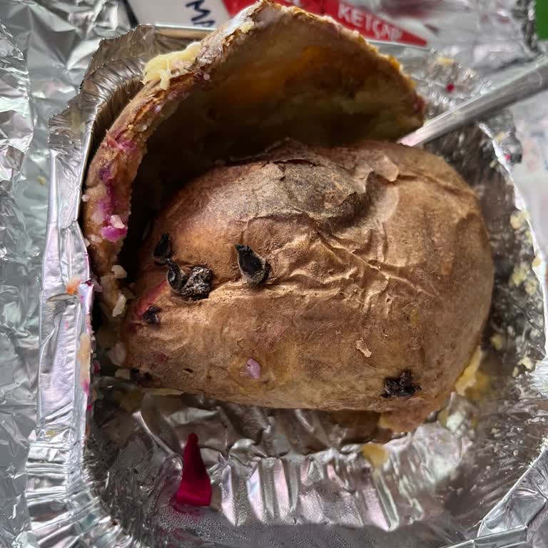 Filizlenmiş Patatesle Hazırlanan Kumpir Nedeniyle Sağlık Endişesi Ve Kontrol Eksikliği