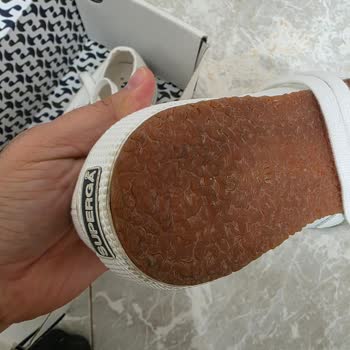 Resmi Siteden Aldığım Superga Ayakkabı Kullanılmış Çıktı: Marka Güvenim Sarsıldı