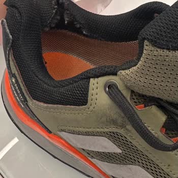 Intersport Kısa Sürede Deforme Olan Ayakkabı Ve Reddedilen Değişim Talebi