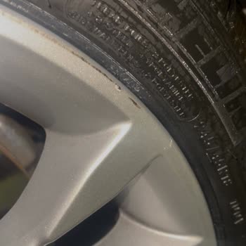 Borusan Oto Serviste Oluşan Jant Hasarı Ve Müşteri Hizmetleri İlgisizliği