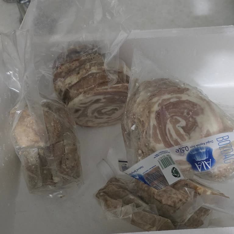 Kuzu Kokoreç Gelen Ürün, Belirtilenle Kesinlikle Uyuşmuyor