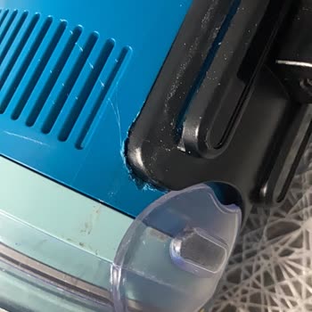 Philips 6000 Dikey Süpürgede Kırıklar Ve Servis Sonrası Çözülemeyen Sorunlar Yaşadım