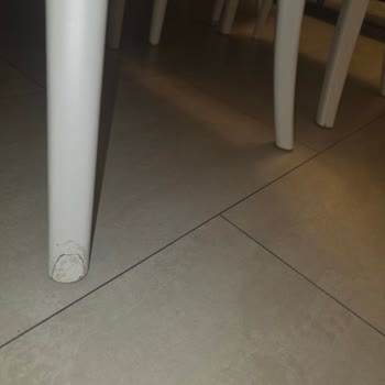 İstikbal Ludwigshafen Massive Qualitätsmängel an Wohnzimmereinrichtung nach kurzer Zeit