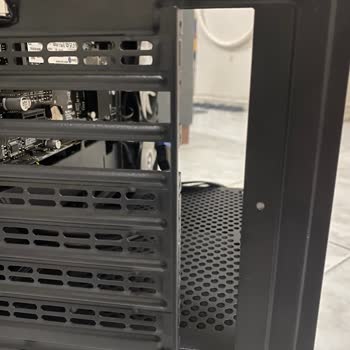 Garanti Sürecinde Geciken Bilgisayar Onarımı Ve Yetersiz Bilgilendirme