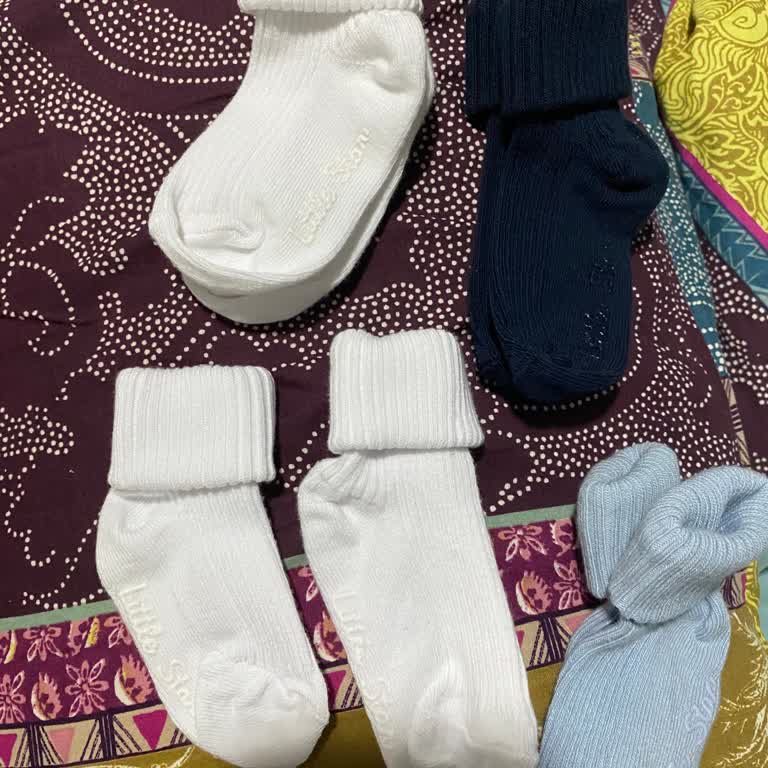 Katia & Bony Çoraplarda Farklı Boyut ve Yanlış Renk Gönderimi Nedeniyle Mağduriyet Yaşadım