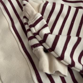 İlk Yıkamada Tüylenen Sweat İçin Ürün İncelemesi Ve Mağduriyetimin Giderilmesini Talep Ediyorum