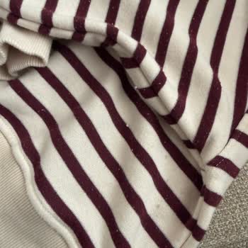 İlk Yıkamada Tüylenen Sweat İçin Ürün İncelemesi Ve Mağduriyetimin Giderilmesini Talep Ediyorum