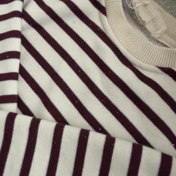 İlk Yıkamada Tüylenen Sweat İçin Ürün İncelemesi Ve Mağduriyetimin Giderilmesini Talep Ediyorum