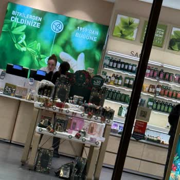 Alerjik Reaksiyon Ve Yoğun Saç Dökülmesi Sonrası Yetersiz İade Süreci: Müşteri Mağduriyetine Acil Çözüm Bekliyorum